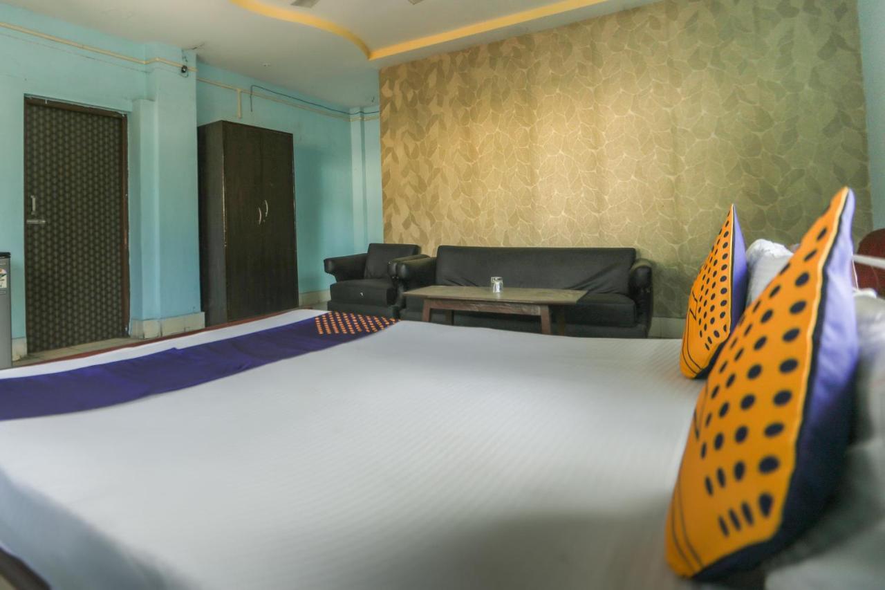 Spot On 10470 Hollywood Joka Hotel Bhasa Exterior photo